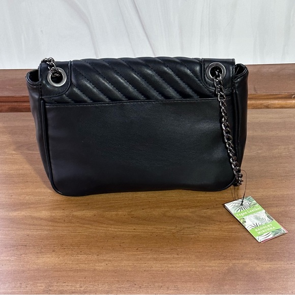 NWT BADGLEY MISCHKA Cross body with the letter lock   and Quilt - Picture 3 of 6